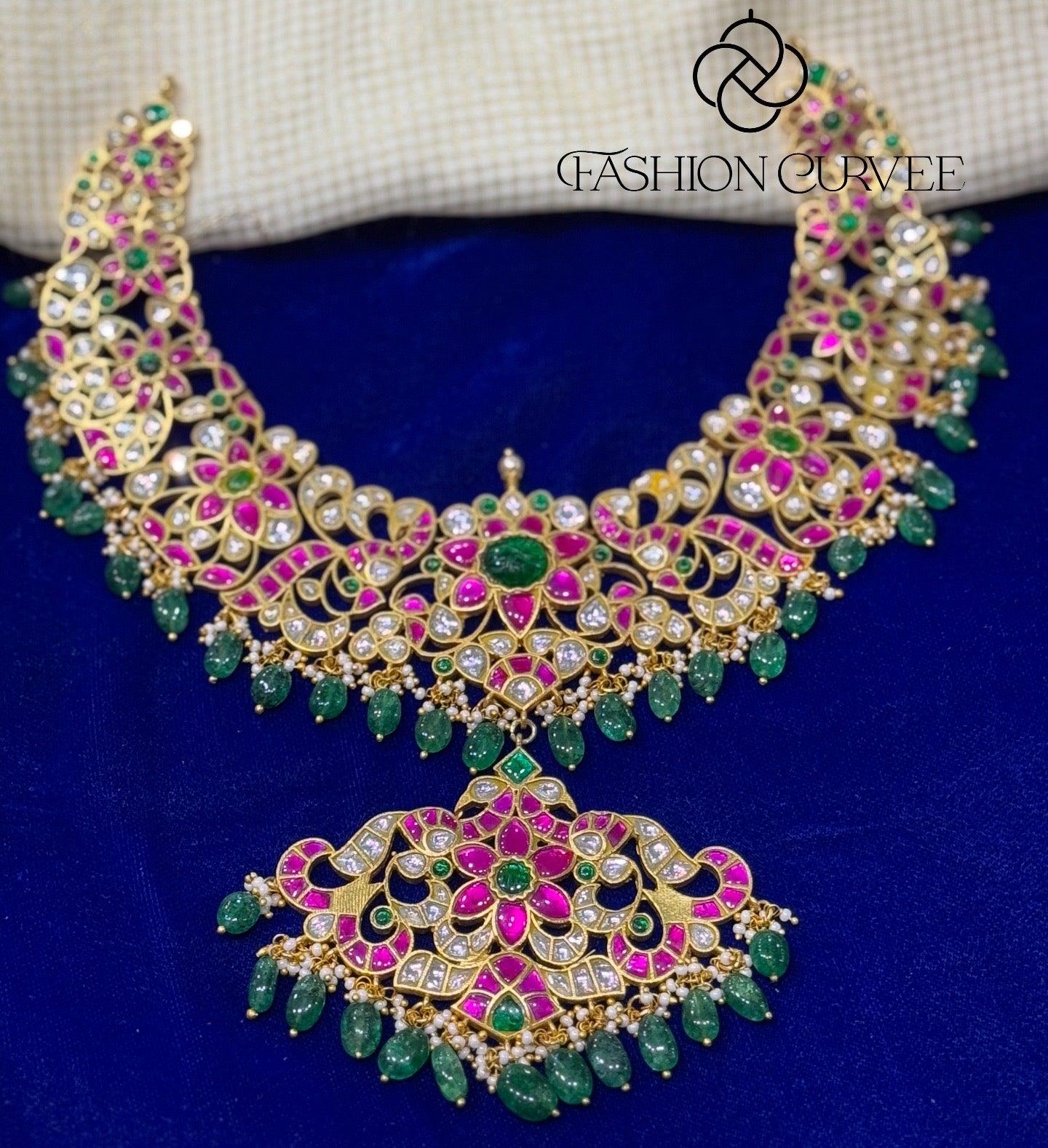 Jadau kundan necklace