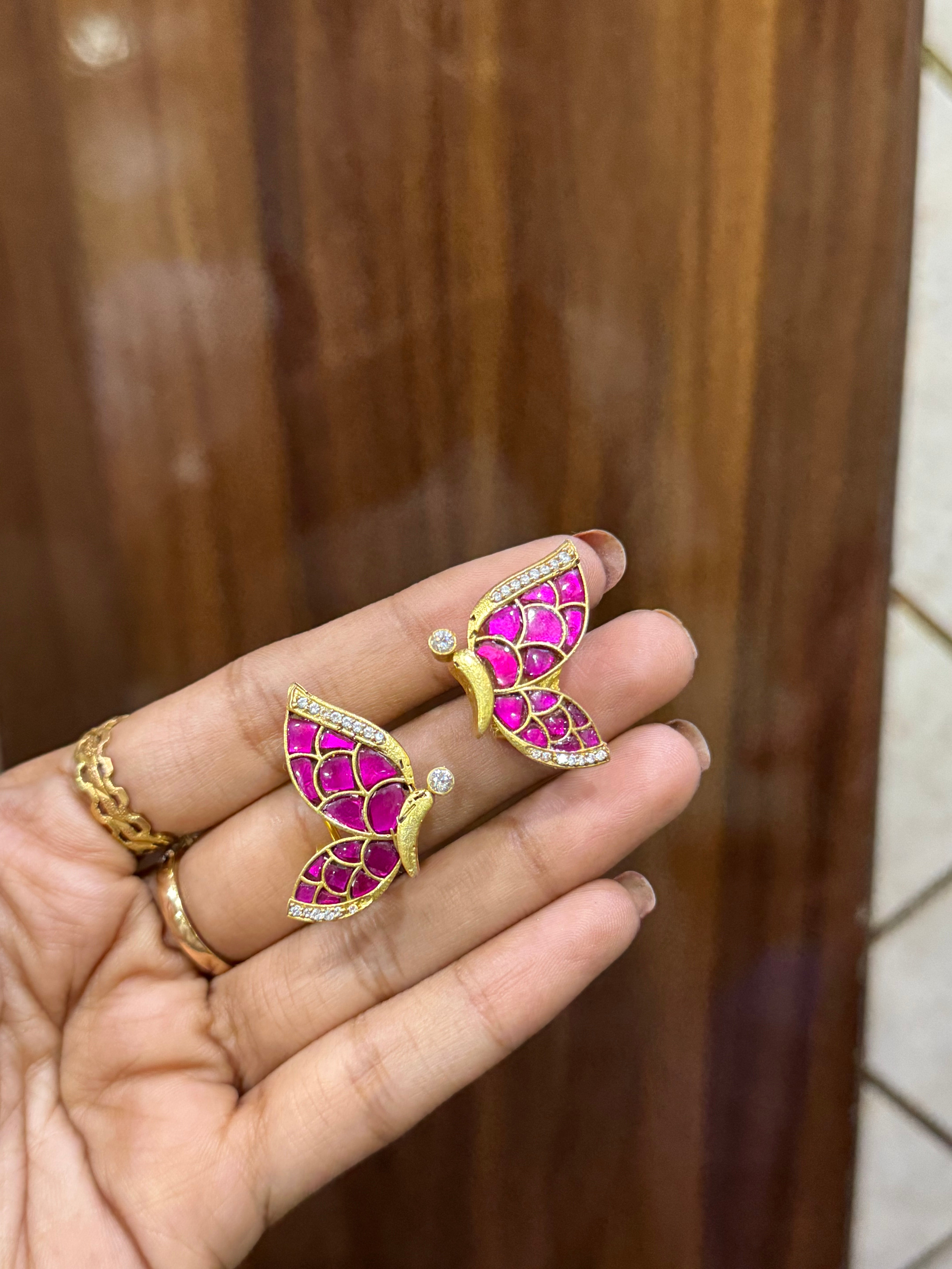 Kundan butterfly