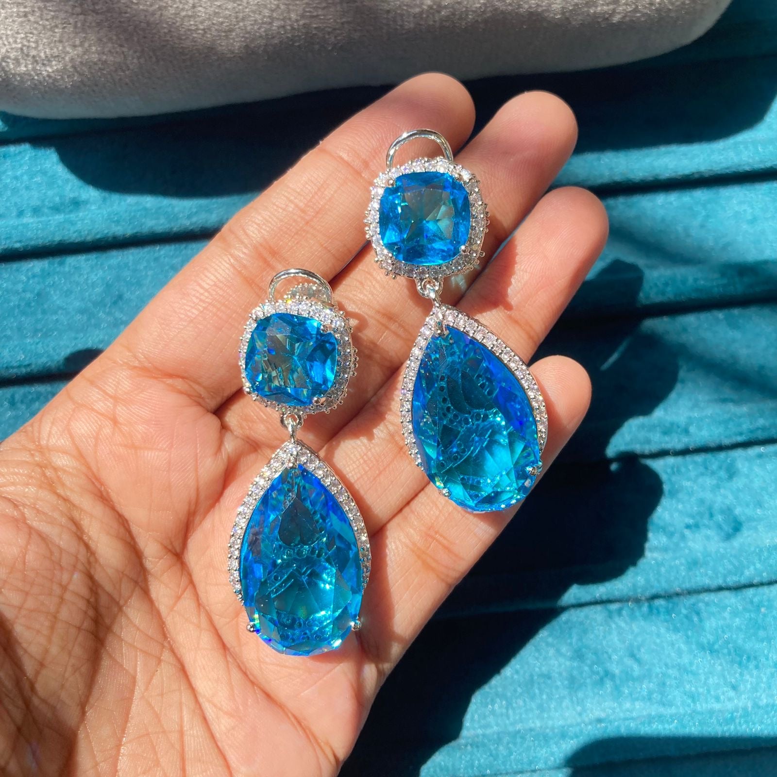 Droplet back work earrings